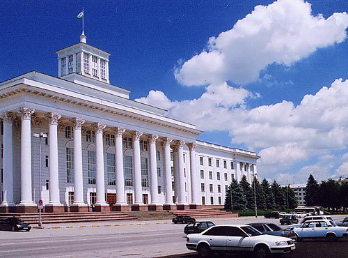 Kabardino-Balkaria, the State House in Nalchik. Photo by www.panoramio.com/photo/6351824 Kabardino-Balkaria, the State House in Nalchik. Photo by www.panoramio.com/photo/6351824