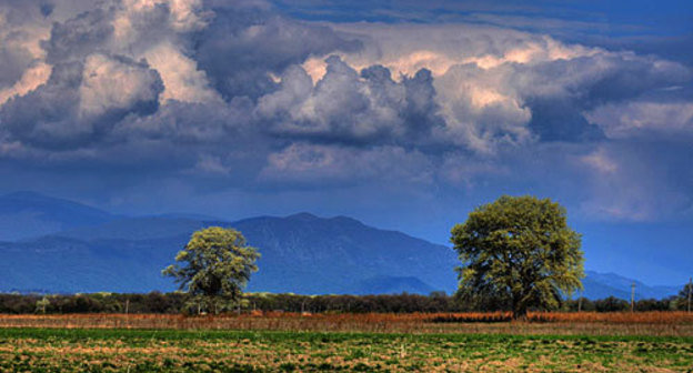 Alazani Valley in Kakheti region, Eastern Georgia. Photo by http://en.wikipedia.org Alazani Valley in Kakheti region, Eastern Georgia. Photo by http://en.wikipedia.org