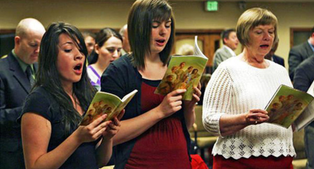 Meeting of the Jehovah's Witnesses community in Azerbaijan. Photo: http://minval.az/news/51172 Meeting of the Jehovah's Witnesses community in Azerbaijan. Photo: http://minval.az/news/51172
