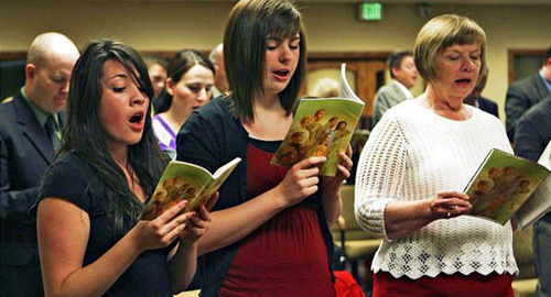 Meeting of the Jehovah's Witnesses community in Azerbaijan. Photo: http://minval.az/news/51172 Meeting of the Jehovah's Witnesses community in Azerbaijan. Photo: http://minval.az/news/51172