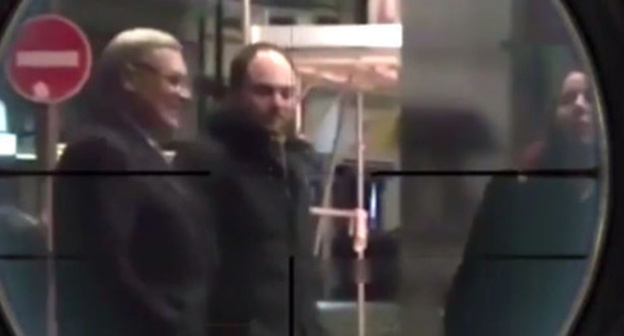 Leader of the "PARNAS" party Mikhail Kasyanov appears under a filter simulating a rifle sight. Photo: http://instagramm.ru/kadyrov_95/?mid=1174883868445579510_260955581