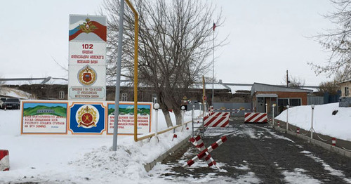 102nd Russian military base in Gyumri, Armenia. Photo: Sergey Khazov-Cassia (RFE/RL)