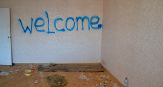 Inscriptions in "Olympic" cottages. Photo by Svetlana Kravchenko for the ‘Caucasian Knot’. 
