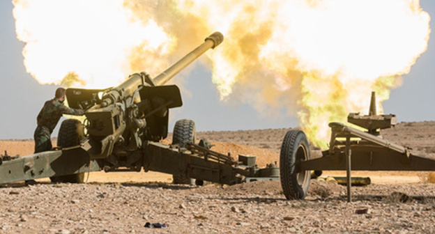 Artillery shelling. Photo: © Спутник/ Iliya Pitalev, http://sputnik.az/news/20160427/404862452.html Artillery shelling. Photo: © Спутник/ Iliya Pitalev, http://sputnik.az/news/20160427/404862452.html