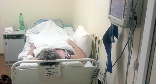 Elena Nikitina, the organizer of the picket in the Lazarevskoye District, in the intensive care unit. Photo by Igor Kovtun Elena Nikitina, the organizer of the picket in the Lazarevskoye District, in the intensive care unit. Photo by Igor Kovtun