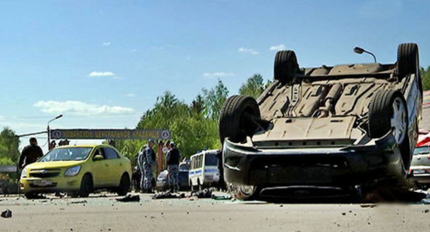 The consequences of the mass fight which occurred at the Khovanskoye cemetery. Moscow, May 14, 2016. Screenshot of a video by the user POLICE not TV https://www.youtube.com/watch?v=6tAxdLFeGms The consequences of the mass fight which occurred at the Khovanskoye cemetery. Moscow, May 14, 2016. Screenshot of a video by the user POLICE not TV https://www.youtube.com/watch?v=6tAxdLFeGms