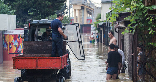 Flooding in Sochi. Photo by Roman Chugunov for the ‘Caucasian Knot’. Flooding in Sochi. Photo by Roman Chugunov for the ‘Caucasian Knot’.