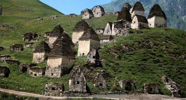 Cultural artefact ‘Town of dead’ in North Ossetia. Photo: http://sputnik-ossetia.ru/news/20160731/2816224.html Cultural artefact ‘Town of dead’ in North Ossetia. Photo: http://sputnik-ossetia.ru/news/20160731/2816224.html