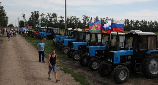 A tractor march in Kuban. Photo: https://twitter.com/melnichenko_va A tractor march in Kuban. Photo: https://twitter.com/melnichenko_va