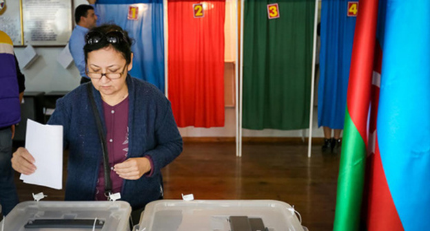 Voting at the referendum on amendments to the Constitution of Azerbaijan. Photo by Aziz Karimov for the 'Caucasian Knot'. 