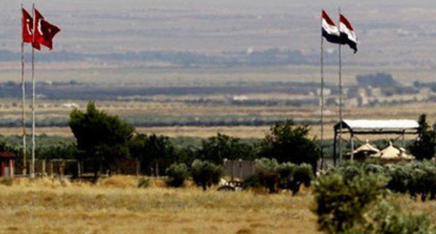 Syria-Turkey border. Photo: http://minval.az/news/123457877 Syria-Turkey border. Photo: http://minval.az/news/123457877