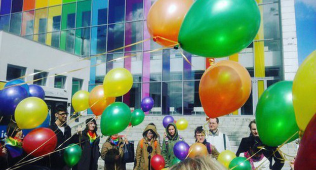 A Rainbow Flashmob dedicated to the May 17th, the International Day against Homophobia and Transphobia. Photo: the group of the "Russian LGBT Network" in "VKontakte" https://vk.com/lgbtrussia?z=photo-497578_456239938%2Falbum-497578_00%2Frev A Rainbow Flashmob dedicated to the May 17th, the International Day against Homophobia and Transphobia. Photo: the group of the "Russian LGBT Network" in "VKontakte" https://vk.com/lgbtrussia?z=photo-497578_456239938%2Falbum-497578_00%2Frev