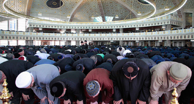 Opening of Aimani Kadyrova Mosque in Chechnya. Photo: Musa Sadulayev, Yuga.ru, https://www.yuga.ru/news/399200/ Opening of Aimani Kadyrova Mosque in Chechnya. Photo: Musa Sadulayev, Yuga.ru, https://www.yuga.ru/news/399200/