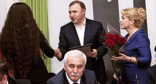 Awarding school medals to graduates, Takhtamukay District of Adygea. Photo: personal Vkontakte page of one of graduates. Awarding school medals to graduates, Takhtamukay District of Adygea. Photo: personal Vkontakte page of one of graduates.