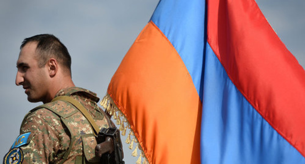 Military manoeuvres of the Collective Security Treaty Organization. Photo © Sputnik/ Maxim Blinov
https://ru.armeniasputnik.am/russia/20170714/7943600/gosduma-rf-ratificirovala-soglashenie-s-armeniej-o-gruppirovke-vojsk.html