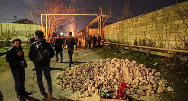 Protest action in Nardaran village, November 26, 2016. Photo by Aziz Karimov for the Caucasian Knot. Protest action in Nardaran village, November 26, 2016. Photo by Aziz Karimov for the Caucasian Knot.