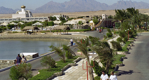 The "Aladdin" hotel in Hurghada. Photo © Sputnik/ Yuri Somov
https://ru.armeniasputnik.am/incidents/20170714/7952045/napadenie-na-otel-v-hurgade-mid-armenii-soobshchil-o-ranenii-dvuh-armyan.html The "Aladdin" hotel in Hurghada. Photo © Sputnik/ Yuri Somov
https://ru.armeniasputnik.am/incidents/20170714/7952045/napadenie-na-otel-v-hurgade-mid-armenii-soobshchil-o-ranenii-dvuh-armyan.html