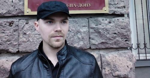Vladislav Ryazantsev at the courthouse, October 12, 2017. Photo by Valery Lyugaev for the Caucaisan Knot. Vladislav Ryazantsev at the courthouse, October 12, 2017. Photo by Valery Lyugaev for the Caucaisan Knot.