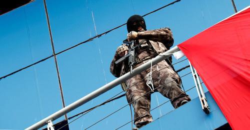 A law enforcer. Turkey. Photo: REUTERS/Murad Sezer A law enforcer. Turkey. Photo: REUTERS/Murad Sezer