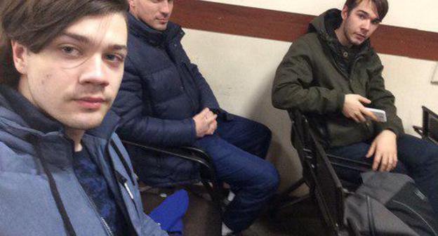 Navalny's supporters detained in Astrakhan on January 20, 2018. Photo by Elena Grebenyuk for the Caucasian Knot. Navalny's supporters detained in Astrakhan on January 20, 2018. Photo by Elena Grebenyuk for the Caucasian Knot.