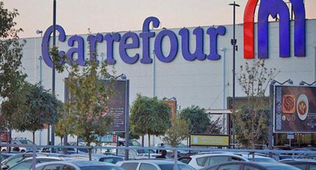 The "Carrefour" network in Tbilisi. Photo © Sputnik / Alexander Imedashvili https://sputnik-georgia.ru/georgia/20180125/239040683/iz-za-otravlenij-zakryt-otdel-po-izgotovleniyu-sendvichej-v-carrefour-v-tbilisi.html The "Carrefour" network in Tbilisi. Photo © Sputnik / Alexander Imedashvili https://sputnik-georgia.ru/georgia/20180125/239040683/iz-za-otravlenij-zakryt-otdel-po-izgotovleniyu-sendvichej-v-carrefour-v-tbilisi.html