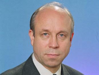 Victor Makarenko. Photo: website of Taganrog Metallurgical College, http://tmk.3dn.ru/prep_2012/makarenko.jpg Victor Makarenko. Photo: website of Taganrog Metallurgical College, http://tmk.3dn.ru/prep_2012/makarenko.jpg