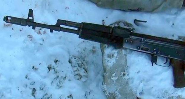 A machine gun. Photo http://nac.gov.ru/kontrterroristicheskie-operacii/v-dagestane-v-hode-kto-neytralizovan-glavar-1.html A machine gun. Photo http://nac.gov.ru/kontrterroristicheskie-operacii/v-dagestane-v-hode-kto-neytralizovan-glavar-1.html