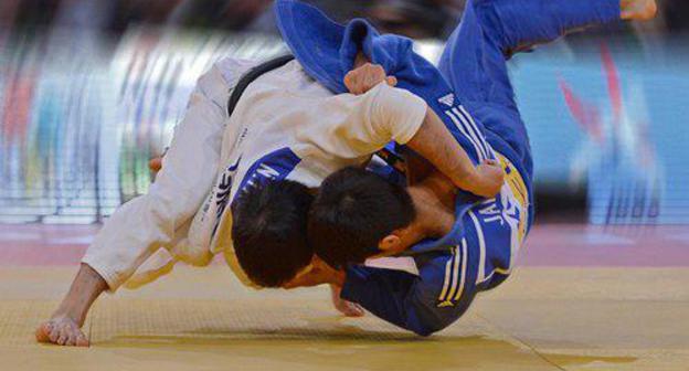 A judokas' fight. Photo: Judotmz.jimdo
https://ru.armeniasputnik.am/russia/20170331/6856979/dzyudoist-arman-adamyan-vyigral-zoloto-chempionata-rossii.html A judokas' fight. Photo: Judotmz.jimdo
https://ru.armeniasputnik.am/russia/20170331/6856979/dzyudoist-arman-adamyan-vyigral-zoloto-chempionata-rossii.html