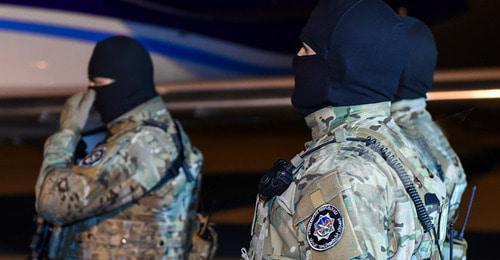 The officers of the State Security Service of Azerbaijan. Photo © Sputnik / Murad Orujo https://ru.sputnik.az/incidents/20170224/409093273/sluzhba-gosbezopasnosti-azerbajdzhan-pojmala-shpionov.html The officers of the State Security Service of Azerbaijan. Photo © Sputnik / Murad Orujo https://ru.sputnik.az/incidents/20170224/409093273/sluzhba-gosbezopasnosti-azerbajdzhan-pojmala-shpionov.html