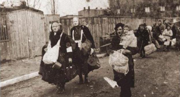 The deportation. Photo: public heritage https://ru.wikipedia.org The deportation. Photo: public heritage https://ru.wikipedia.org