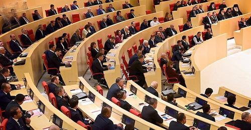 A session of the Georgian Parliament. Photo © Sputnik / Alexander Imedashvili https://sputnik-georgia.ru/politics/20180323/239786512/Deputaty-sochli-pereborom-50-zhenshhin-v-parlamente-Gruzii.html A session of the Georgian Parliament. Photo © Sputnik / Alexander Imedashvili https://sputnik-georgia.ru/politics/20180323/239786512/Deputaty-sochli-pereborom-50-zhenshhin-v-parlamente-Gruzii.html
