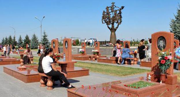 Memorial cemetery "City of Angels" in Beslan. Photo by Emma Marzoeva for the Caucasian Knot. Memorial cemetery "City of Angels" in Beslan. Photo by Emma Marzoeva for the Caucasian Knot.