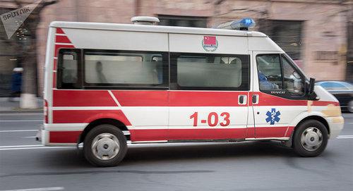 An ambulance car in Armenia. Photo © Sputnik/ Asatur Yesayants
https://ru.armeniasputnik.am/incidents/20180101/10030255/neschastnyj-sluchaj-v-novogodnyuyu-noch-v-armenii-postradali-malenkie-deti.html