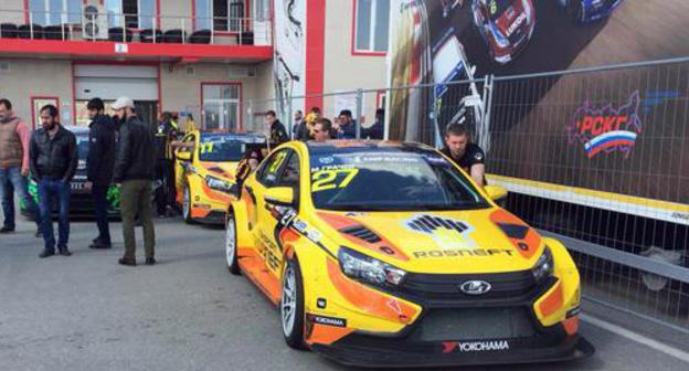 Cars and athletes who took part in motor races. Photo by Pavel Chepurkov for the "Caucasian Knot" Cars and athletes who took part in motor races. Photo by Pavel Chepurkov for the "Caucasian Knot"