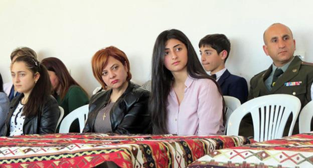 Participants of the discussion "Nation, army, family" in Stepanakert. Photo by Alvard Grigoryan for the "Caucasian Knot" Participants of the discussion "Nation, army, family" in Stepanakert. Photo by Alvard Grigoryan for the "Caucasian Knot"