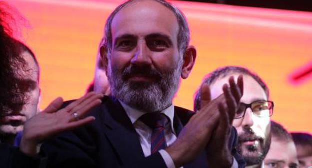 Nikol Pashinyan at rally in Yerevan, May 1, 2018. Photo by Tigran Petrosyan for the Caucasian Knot Nikol Pashinyan at rally in Yerevan, May 1, 2018. Photo by Tigran Petrosyan for the Caucasian Knot