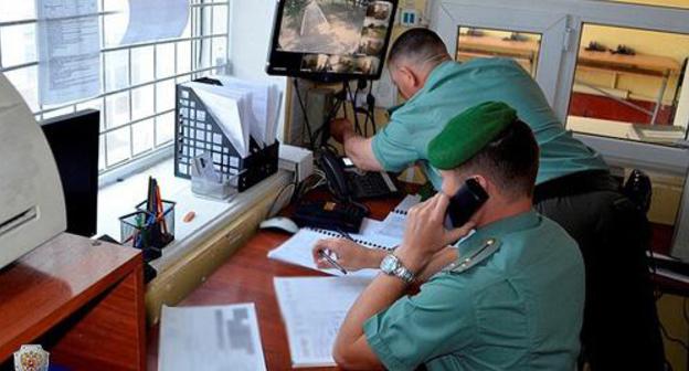 Duty services receive the information on a terrorist attack. Photo http://nac.gov.ru/antiterroristicheskie-ucheniya/operativnym-shtabom-v-stavropolskom-krae-0.html Duty services receive the information on a terrorist attack. Photo http://nac.gov.ru/antiterroristicheskie-ucheniya/operativnym-shtabom-v-stavropolskom-krae-0.html