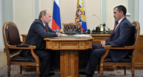 Yunus-Bek Evkurov and Vladimir Putin. Photo: an online newspaper 'Ingushetia' Yunus-Bek Evkurov and Vladimir Putin. Photo: an online newspaper 'Ingushetia'