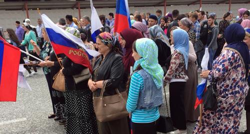 Participants of a rally held on the Day of Russia. Photo by the "Caucasian Knot" correspondent Participants of a rally held on the Day of Russia. Photo by the "Caucasian Knot" correspondent