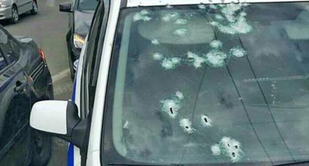 Traces of shelling on the windshield. Krasnodar, August 28, 2017. Photo: Typodar / twitter.com/typodar Traces of shelling on the windshield. Krasnodar, August 28, 2017. Photo: Typodar / twitter.com/typodar