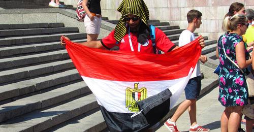 An Egyptian football fan. Volgograd, June 25, 2018. Photo by Vyacheslav Yaschenko for the "Caucasian Knot" An Egyptian football fan. Volgograd, June 25, 2018. Photo by Vyacheslav Yaschenko for the "Caucasian Knot"