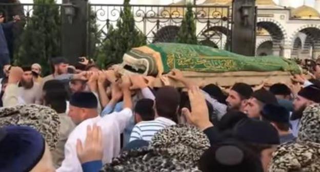 Funeral of Yusup Temirkhanov. Screenshot of the video https://www.youtube.com/watch?v=TfLNKnDpN4k Funeral of Yusup Temirkhanov. Screenshot of the video https://www.youtube.com/watch?v=TfLNKnDpN4k