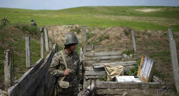 On the troops contact line in Nagorno-Karabakh. Photo: REUTERS/Staff On the troops contact line in Nagorno-Karabakh. Photo: REUTERS/Staff