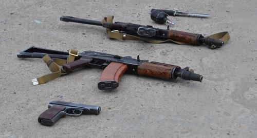 Weapons. Photo: http://nac.gov.ru/antiterroristicheskie-ucheniya/operativnym-shtabom-v-respublike-buryatiya.html Weapons. Photo: http://nac.gov.ru/antiterroristicheskie-ucheniya/operativnym-shtabom-v-respublike-buryatiya.html