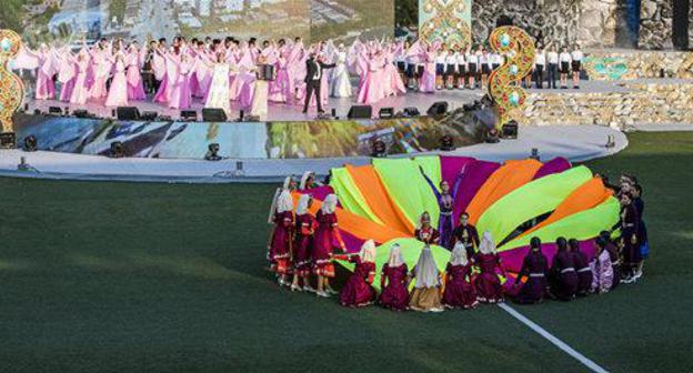 Celebration of the 10th anniversary of independence recognition in Tskhinvali, August 26, 2018. Photo: Natalia Airiyan, https://sputnik-ossetia.ru/South_Ossetia/20180826/7022702.html Celebration of the 10th anniversary of independence recognition in Tskhinvali, August 26, 2018. Photo: Natalia Airiyan, https://sputnik-ossetia.ru/South_Ossetia/20180826/7022702.html