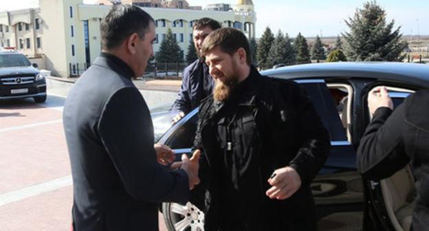 Yunus-Bek Evkurov and Ramzan Kadyrov (right) during meeting in Magas, February 21, 2016. Press service of the government of Ingushetia. Yunus-Bek Evkurov and Ramzan Kadyrov (right) during meeting in Magas, February 21, 2016. Press service of the government of Ingushetia.
