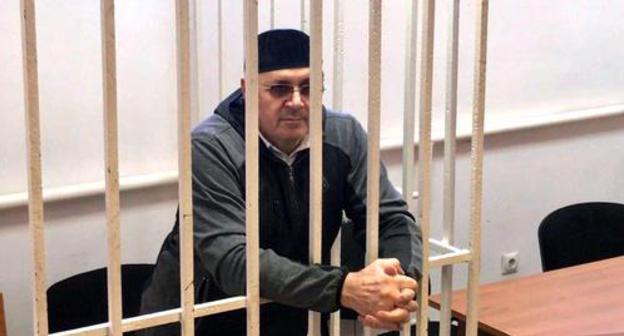 Oyub Titiev in the court room. Photo by Patimat Makhmudova for the "Caucasian Knot" Oyub Titiev in the court room. Photo by Patimat Makhmudova for the "Caucasian Knot"
