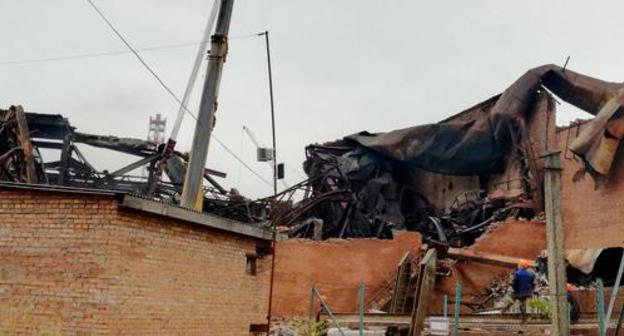 Fire at the "Electrozinc" Factory in Vladikavkaz, October 22, 2018. Photo by Emma Marzoeva for the Caucasian Knot Fire at the "Electrozinc" Factory in Vladikavkaz, October 22, 2018. Photo by Emma Marzoeva for the Caucasian Knot