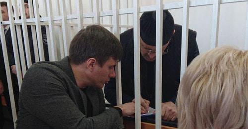 Advocate Petr Zaikin and Oyub Titiev. Photo: press service of HRC ‘Memorial’ Advocate Petr Zaikin and Oyub Titiev. Photo: press service of HRC ‘Memorial’