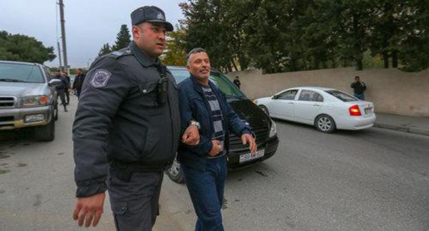 Detention of the activists of the National Council of Democratic Forces during the march on 17.01.2018. Photo by Aziz Karimov for the "Caucasian Knot" Detention of the activists of the National Council of Democratic Forces during the march on 17.01.2018. Photo by Aziz Karimov for the "Caucasian Knot"